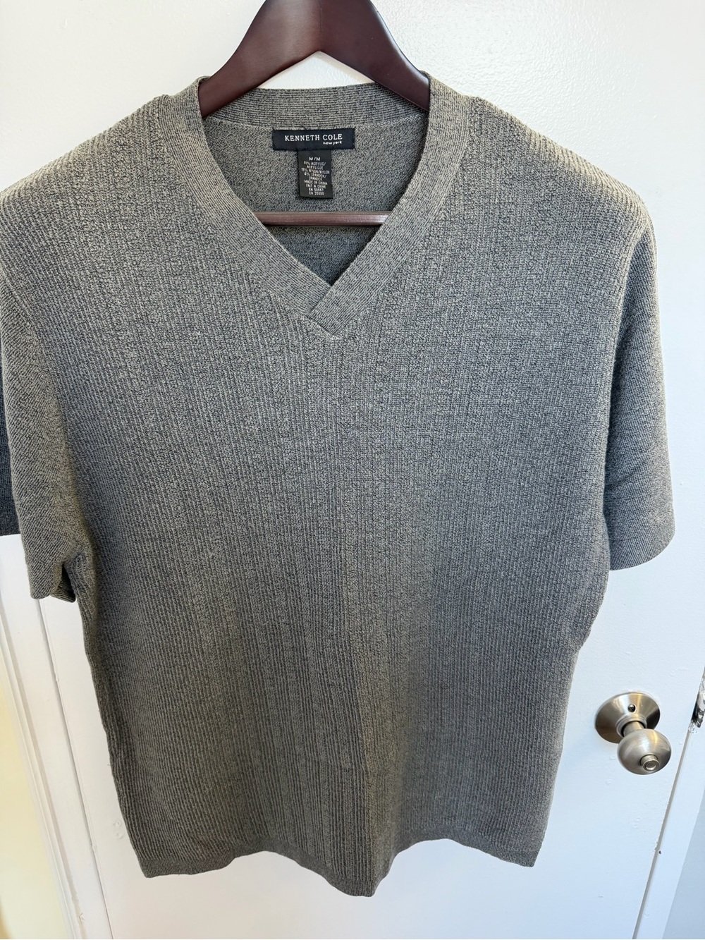 Kenneth Cole Men’s Textured Gray V-Neck Short Sleeve Sweater